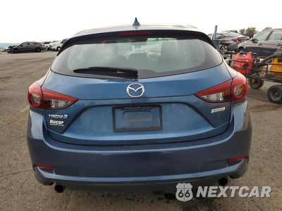 Zdjęcie 6 z 12 samochodu: 2018 MAZDA 3 GRAND TOURING VIN:3MZBN1M30JM265324 - miniatura