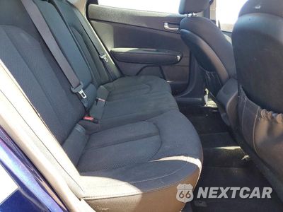 Zdjęcie 10 z 12 samochodu: 2017 KIA OPTIMA LX VIN:5XXGT4L34HG123345 - miniatura