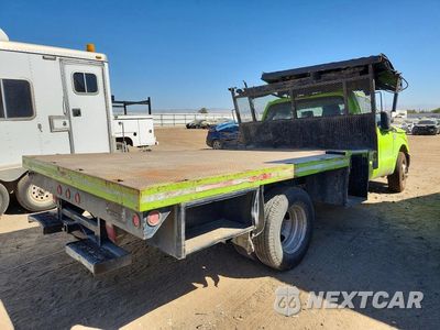 Trzecie zdjęcie samochodu z tyłu: 2014 FORD F350 SUPER DUTY VIN:1FDRF3G62EEB53485 - miniatura