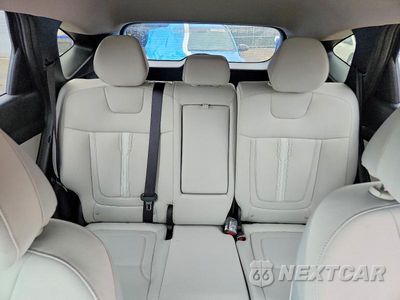 Zdjęcie 10 z 14 samochodu: 2025 HYUNDAI TUCSON SEL VIN:5NMJBCDE2SH514084 - miniatura