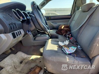 Zdjęcie 7 z 12 samochodu: 2005 TOYOTA TACOMA BASE VIN:5TENX22N65Z047403 - miniatura