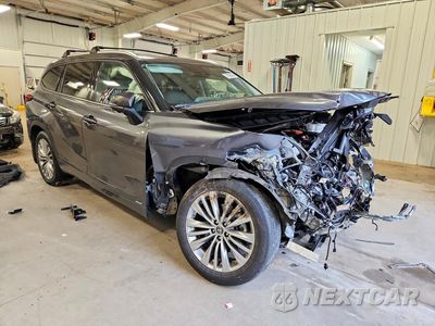 Czwarte zdjęcie samochodu z boku: 2025 TOYOTA HIGHLANDER HYBRID PLATINUM VIN:5TDEBRCH7SS658906 - miniatura