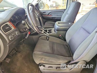Zdjęcie 7 z 13 samochodu: 2009 CHEVROLET SUBURBAN K1500 LT VIN:1GNFK26379R270568 - miniatura