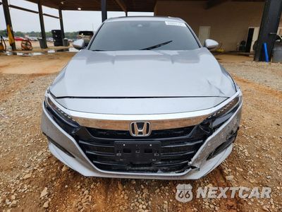 Piąte zdjęcie samochodu w środku: 2018 HONDA ACCORD TOURING VIN:1HGCV1F91JA174893 - miniatura