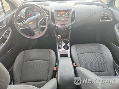 Zdjęcie 8 z 12 samochodu: 2017 CHEVROLET CRUZE LT VIN:1G1BE5SM9H7143919 - miniatura