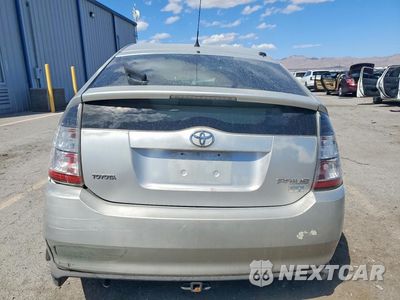Zdjęcie 6 z 12 samochodu: 2005 TOYOTA PRIUS BASE VIN:JTDKB20U657052491 - miniatura