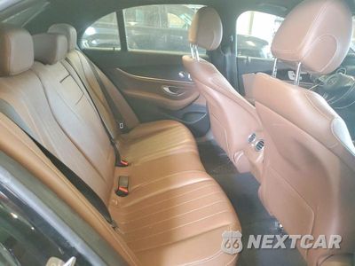 Zdjęcie 10 z 12 samochodu: 2018 MERCEDES-BENZ E 300 4MATIC VIN:WDDZF4KB8JA320079 - miniatura