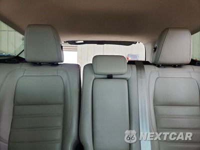 Zdjęcie 10 z 13 samochodu: 2017 FORD ESCAPE TITANIUM VIN:1FMCU0JD1HUC73287 - miniatura