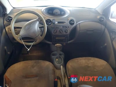 Zdjęcie 8 z 12 samochodu: 2002 TOYOTA ECHO BASE VIN:JTDBT123620216807 - miniatura