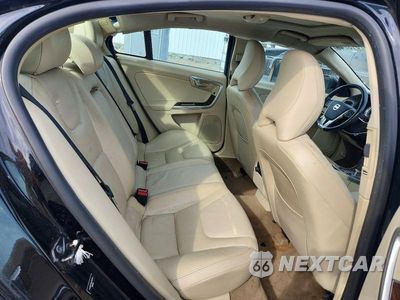 Zdjęcie 10 z 12 samochodu: 2012 VOLVO S60 T5 VIN:YV1622FS6C2099743 - miniatura