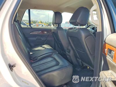 Zdjęcie 11 z 13 samochodu: 2013 LINCOLN MKX VIN:2LMDJ6JK0DBL32834 - miniatura