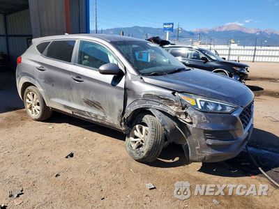 Czwarte zdjęcie samochodu z boku: 2020 HYUNDAI TUCSON SE VIN:KM8J2CA48LU172965 - miniatura