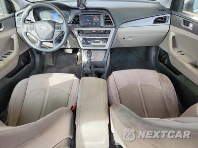 Zdjęcie 8 z 13 samochodu: 2017 HYUNDAI SONATA SE VIN:5NPE24AF9HH465630 - miniatura