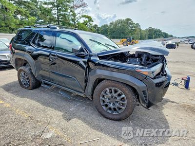 Czwarte zdjęcie samochodu z boku: 2025 TOYOTA 4RUNNER SR5 VIN:JTEVA5BR6S5073788 - miniatura