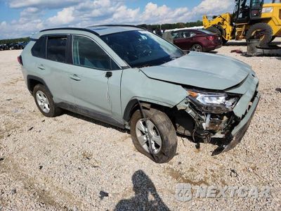 Czwarte zdjęcie samochodu z boku: 2019 TOYOTA RAV4 XLE VIN:2T3W1RFV6KW050124 - miniatura