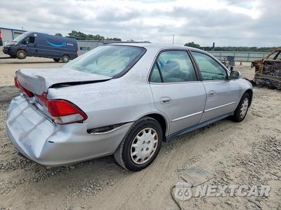 Trzecie zdjęcie samochodu z tyłu: 2001 HONDA ACCORD LX VIN:1HGCG56461A083723 - miniatura