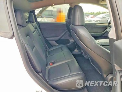 Zdjęcie 10 z 12 samochodu: 2023 TESLA MODEL Y VIN:7SAYGDEEXPA057375 - miniatura