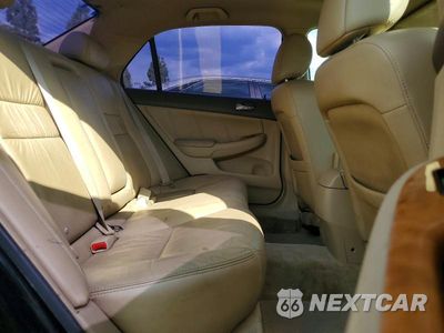 Zdjęcie 10 z 13 samochodu: 2005 HONDA ACCORD EX VIN:1HGCM56805A125076 - miniatura