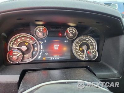 Zdjęcie 9 z 12 samochodu: 2016 RAM 1500 LONGHORN VIN:1C6RR7PM0GS337613 - miniatura