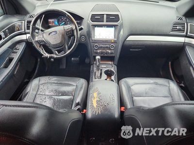 Zdjęcie 8 z 13 samochodu: 2017 FORD EXPLORER XLT VIN:1FM5K8D88HGB64352 - miniatura