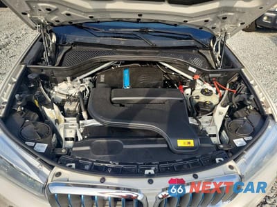 Zdjęcie 12 z 13 samochodu: 2017 BMW X5 XDR40E VIN:5UXKT0C31H0V95361 - miniatura