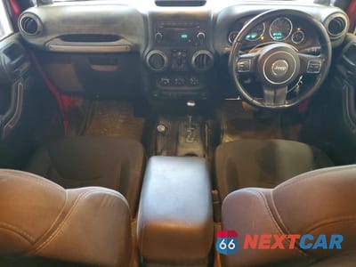 Zdjęcie 8 z 13 samochodu: 2014 JEEP WRANGLER UNLIMITED SPORT VIN:1C4BJWKG3EL301578 - miniatura