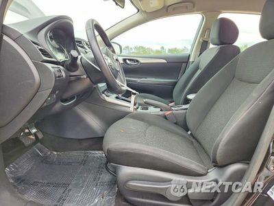 Zdjęcie 7 z 12 samochodu: 2019 NISSAN SENTRA S VIN:3N1AB7AP9KY449451 - miniatura
