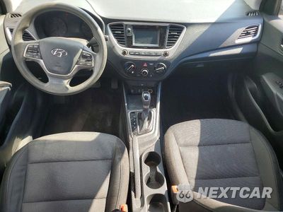 Zdjęcie 8 z 12 samochodu: 2019 HYUNDAI ACCENT SE VIN:3KPC24A33KE074207 - miniatura