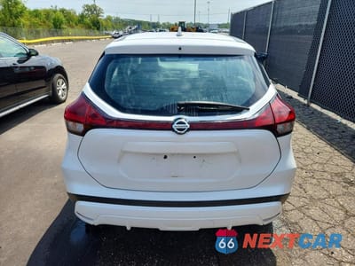 Zdjęcie 6 z 14 samochodu: 2021 NISSAN KICKS S VIN:3N1CP5BV1ML464750 - miniatura