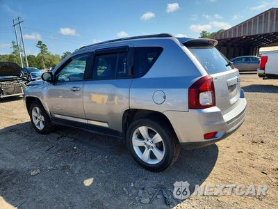 Drugie zdjęcie samochodu z przodu: 2016 JEEP COMPASS SPORT VIN:1C4NJCBA1GD675367 - miniatura