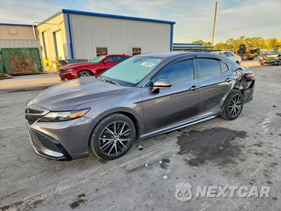 2022 TOYOTA CAMRY SE 4T1G11AK9NU630760 - główne zdjęcie licytacji z USA - miniatura