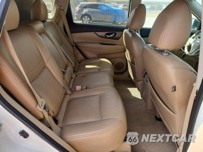 Zdjęcie 10 z 12 samochodu: 2015 NISSAN ROGUE SV VIN:5N1AT2MV9FC800389 - miniatura