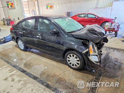 Czwarte zdjęcie samochodu z boku: 2018 NISSAN VERSA SV VIN:3N1CN7AP0JL877744 - miniatura