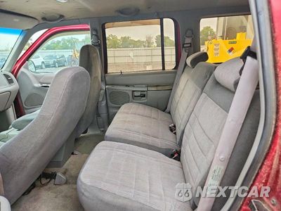 Zdjęcie 11 z 13 samochodu: 1996 FORD EXPLORER XLT VIN:1FMDU34X1TZB36356 - miniatura