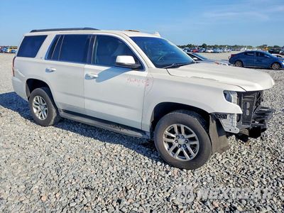 Czwarte zdjęcie samochodu z boku: 2016 CHEVROLET TAHOE C1500 LT VIN:1GNSCBKC3GR232284 - miniatura