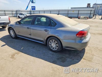 Drugie zdjęcie samochodu z przodu: 2014 VOLKSWAGEN PASSAT S VIN:1VWAT7A35EC099916 - miniatura