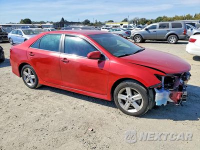 Czwarte zdjęcie samochodu z boku: 2014 TOYOTA CAMRY SE VIN:4T1BF1FK3EU781257 - miniatura