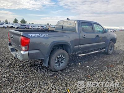 Trzecie zdjęcie samochodu z tyłu: 2017 TOYOTA TACOMA SR5 V6 VIN:3TMDZ5BN3HM036142 - miniatura