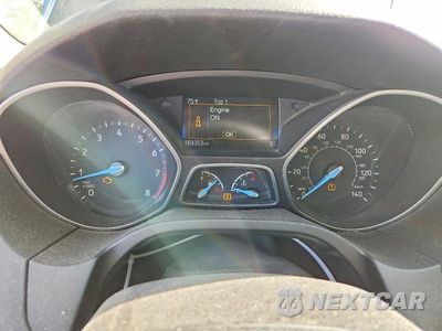 Zdjęcie 9 z 12 samochodu: 2015 FORD FOCUS 4D VIN:1FADP3F29FL253452 - miniatura