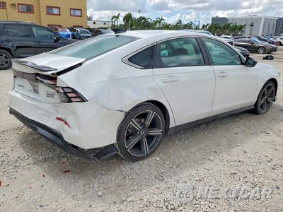 Trzecie zdjęcie samochodu z tyłu: 2025 HONDA ACCORD HYBRID SPORT VIN:1HGCY2F5XSA009761 - miniatura