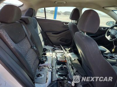 Zdjęcie 10 z 13 samochodu: 2019 HYUNDAI IONIQ BLUE VIN:KMHC65LC6KU171213 - miniatura