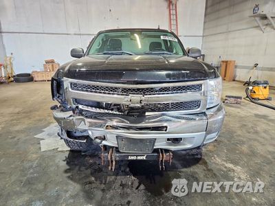 Piąte zdjęcie samochodu w środku: 2013 CHEVROLET SILVERADO K1500 LT VIN:1GCNKSE00DZ388840 - miniatura