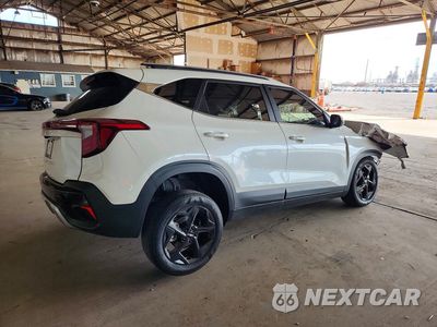 Trzecie zdjęcie samochodu z tyłu: 2026 KIA SELTOS EX VIN:KNDER2AA7T7896923 - miniatura