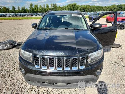 Piąte zdjęcie samochodu w środku: 2017 JEEP COMPASS SPORT VIN:1C4NJCBB5HD166408 - miniatura
