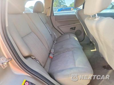 Zdjęcie 11 z 13 samochodu: 2005 JEEP GRAND CHEROKEE LAREDO VIN:1J8GR48K05C609587 - miniatura