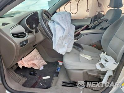 Zdjęcie 7 z 12 samochodu: 2019 CHEVROLET MALIBU LS VIN:1G1ZB5ST1KF220827 - miniatura