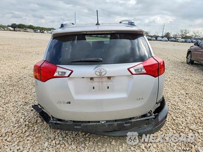 Zdjęcie 6 z 13 samochodu: 2015 TOYOTA RAV4 XLE VIN:JTMWFREV2FJ046353 - miniatura
