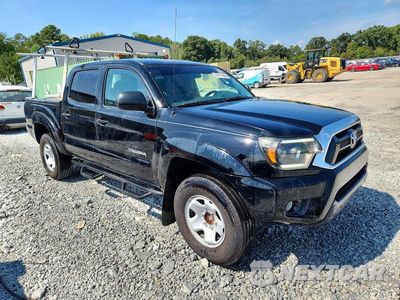 Czwarte zdjęcie samochodu z boku: 2015 TOYOTA TACOMA DOUBLE CAB PRERUNNER VIN:5TFJU4GNXFX065620 - miniatura