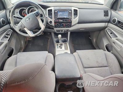 Zdjęcie 8 z 12 samochodu: 2014 TOYOTA TACOMA DOUBLE CAB VIN:3TMLU4EN3EM150315 - miniatura