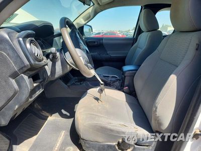 Zdjęcie 7 z 12 samochodu: 2016 TOYOTA TACOMA SR VIN:5TFRX5GN2GX069873 - miniatura